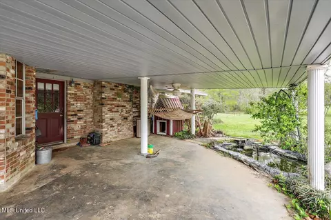 Exterior - 124 Gus Phillips Rd, Braxton, MS 39044 photo 9 of 9
