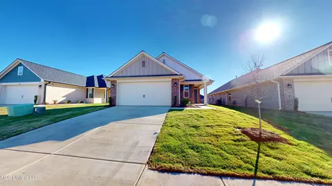 7914 Gardendale Dr, Olive Branch, MS 38654