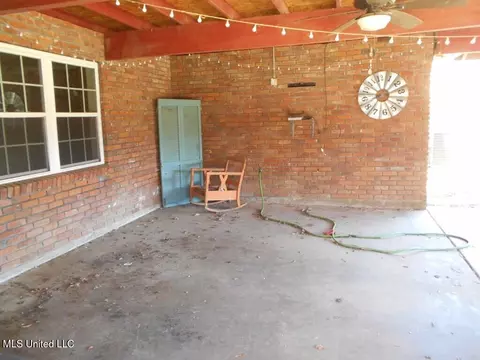 Exterior - 115 Mansfield Dr, Natchez, MS 39120 photo 4 of 4