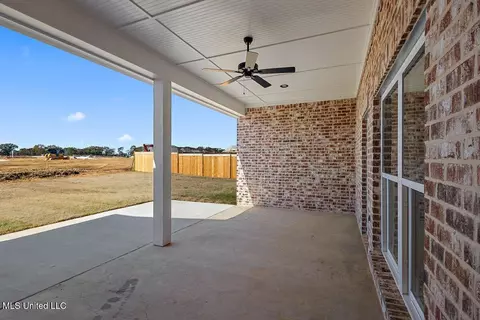 Exterior - 840 Glenwild Cir, Canton, MS 39046 photo 2 of 12