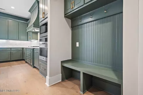 Entry Way - 840 Glenwild Cir, Canton, MS 39046 photo 3 of 3
