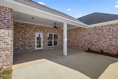 Exterior - 840 Glenwild Cir, Canton, MS 39046 photo 3 of 12