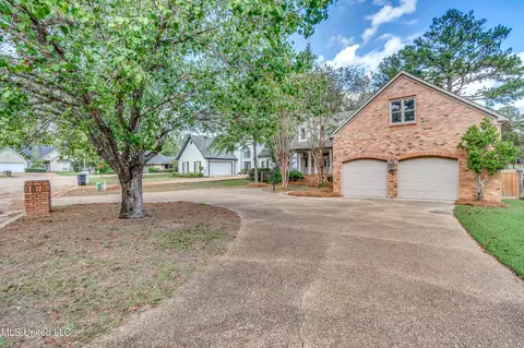 Exterior - 503 Bay Pointe Cv, Brandon, MS 39047 photo 4 of 15