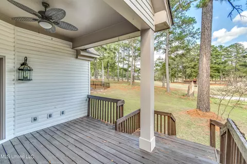 Exterior - 503 Bay Pointe Cv, Brandon, MS 39047 photo 11 of 15