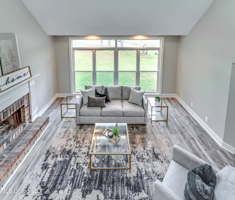 Living - 503 Bay Pointe Cv, Brandon, MS 39047 photo 6 of 6