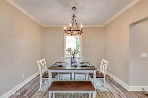 Dining - 503 Bay Pointe Cv, Brandon, MS 39047 photo 4 of 4