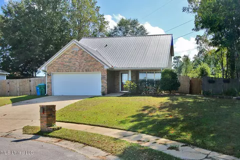 5915 Chicopee Trce, Ocean Springs, MS 39564
