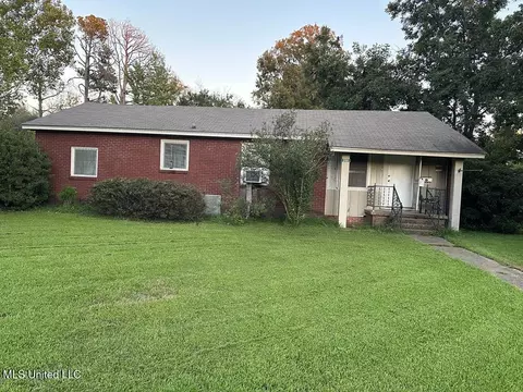 200 Cedar St, Vidalia, LA 71373