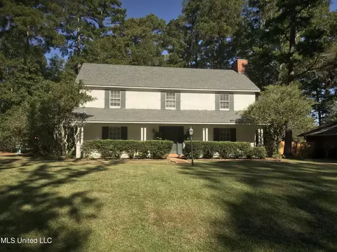2102 Scenic Dr, Brandon, MS 39047