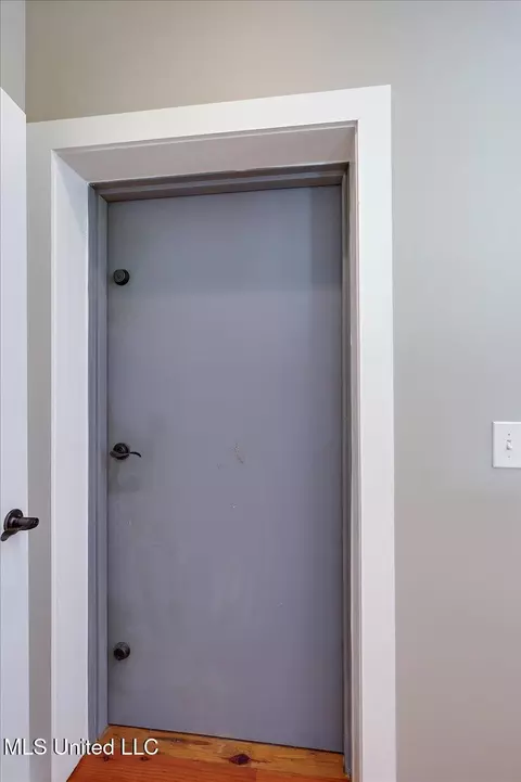 Entry Way - 641 Barker Rd, Morton, MS 39117 photo 1 of 2