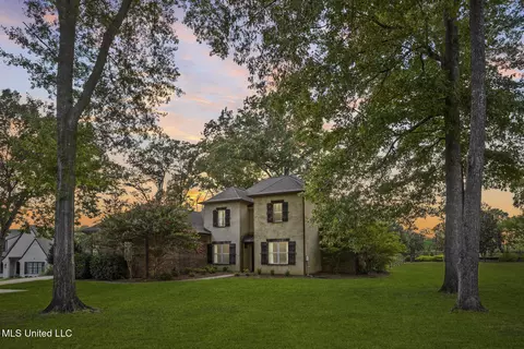 105 Wildwood Dr, Madison, MS 39110