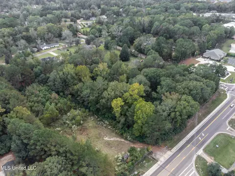 1 E Government St, Brandon, MS 39042 photo 9