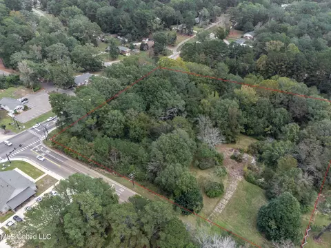 1 E Government St, Brandon, MS 39042 photo 4