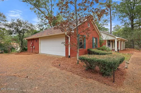 Exterior - 107 Coachmans Rd, Madison, MS 39110 photo 2 of 13