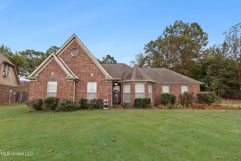 5504 Bedford Cv, Olive Branch, MS 38654