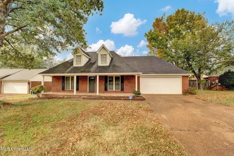 6267 Choctaw Trl, Olive Branch, MS 38654