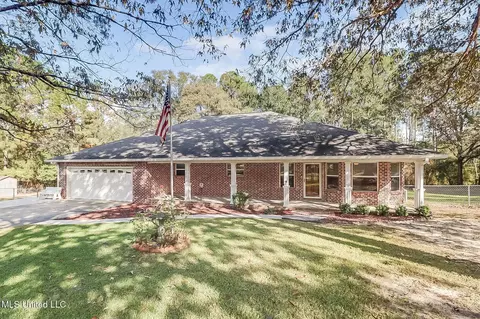 16540 Shaw Rd, Gulfport, MS 39503