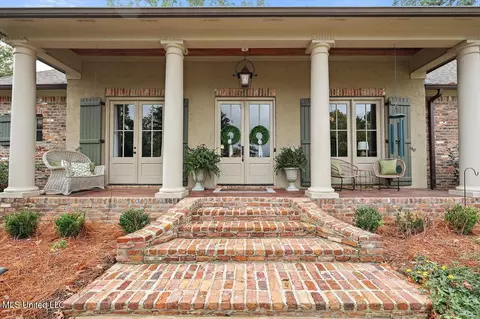 Exterior - 409 Audubon Ct, Madison, MS 39110 photo 2 of 14