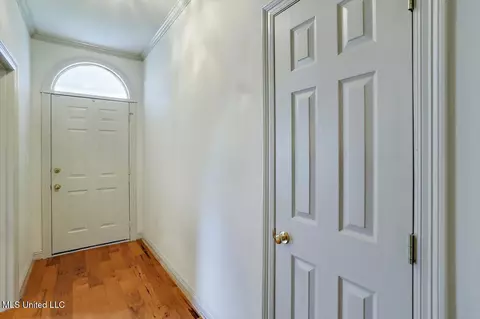 Entry Way - 405 Hemlock Dr, Flowood, MS 39232 photo 1 of 1