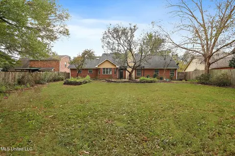 Exterior - 405 Hemlock Dr, Flowood, MS 39232 photo 3 of 4