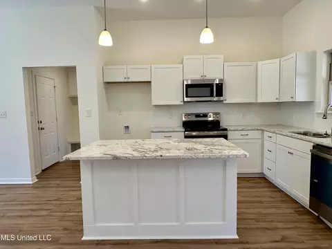 94 Todd Rd, Sumrall, MS 39482 photo 5