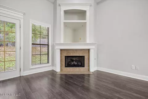 434 Pinebrook Cir, Brandon, MS 39047 photo 8
