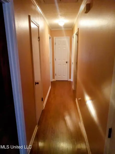 Entry Way - 701 W Gresham St, Indianola, MS 38751 photo 1 of 1