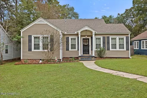 450 E Ridgeway St, Jackson, MS 39206