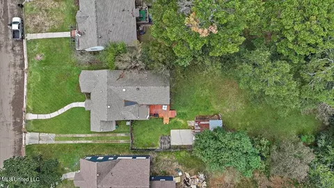 View/Area - 450 E Ridgeway St, Jackson, MS 39206 photo 7 of 13