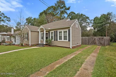 Other - 450 E Ridgeway St, Jackson, MS 39206 photo 1 of 13