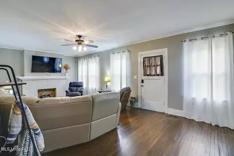 Other - 450 E Ridgeway St, Jackson, MS 39206 photo 4 of 13
