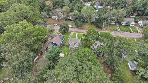 View/Area - 450 E Ridgeway St, Jackson, MS 39206 photo 9 of 13