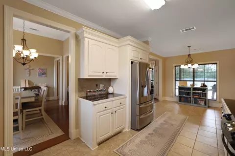241 Brigade Ave, Canton, MS 39046 photo 7