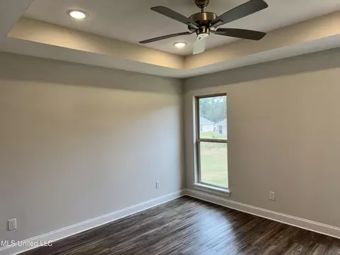 120 Bailey Cv, Canton, MS 39046 photo 4