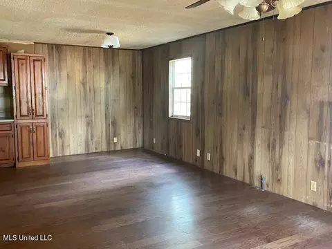 Living - 30 S Walker Rd, Perkinston, MS 39573 photo 2 of 2