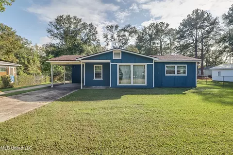 3108 Chicago Ave, Pascagoula, MS 39581