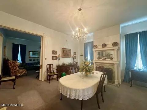 Dining - 206 Linton Ave, Natchez, MS 39120 photo 2 of 4