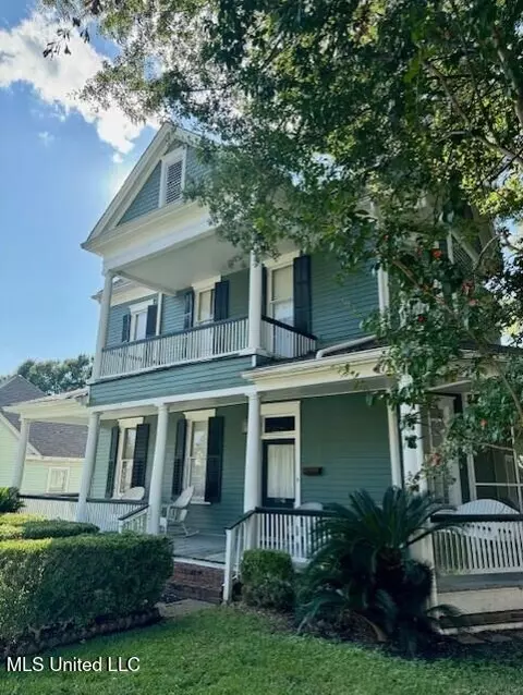 Exterior - 206 Linton Ave, Natchez, MS 39120 photo 4 of 8