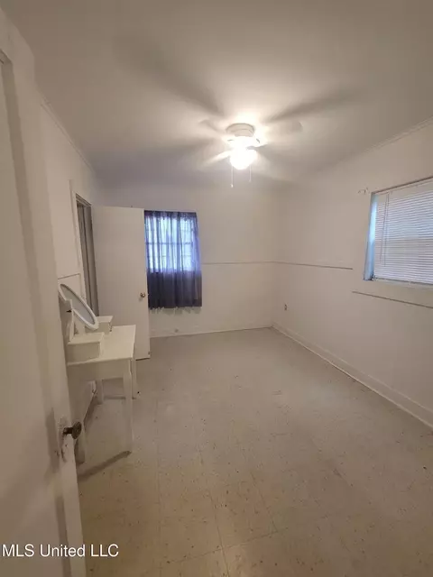 4204 Halsey Ave, Jackson, MS 39209 photo 4