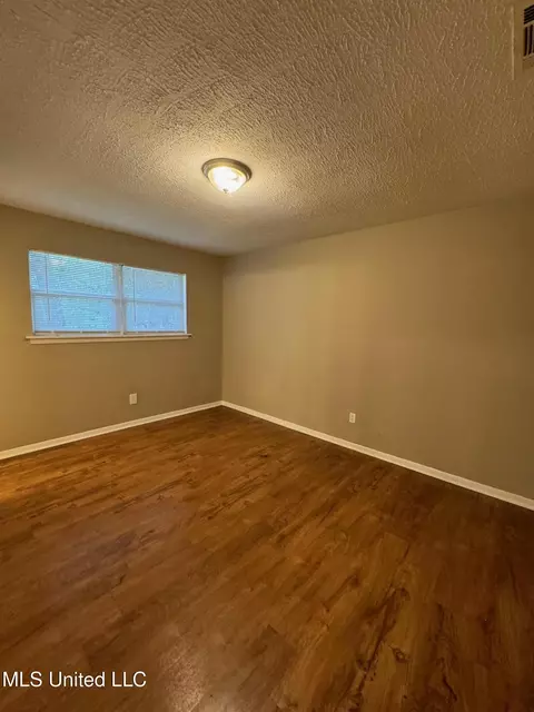 105 E Woodcrest Dr, Jackson, MS 39212 photo 18