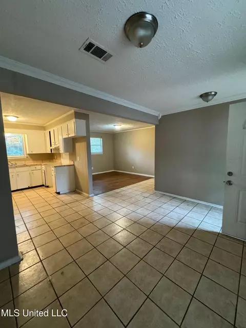 105 E Woodcrest Dr, Jackson, MS 39212 photo 10