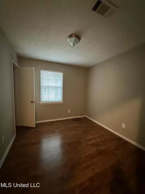 105 E Woodcrest Dr, Jackson, MS 39212 photo 14