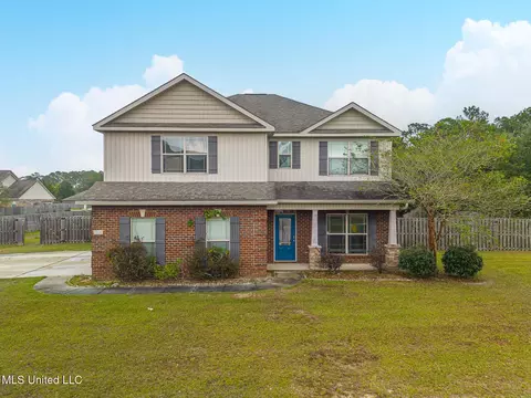 12116 Sargent Cherry Dr, Vancleave, MS 39565