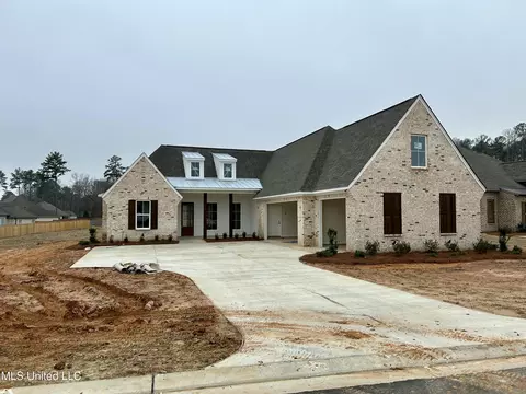 911 Waters Edge, Brandon, MS 39043