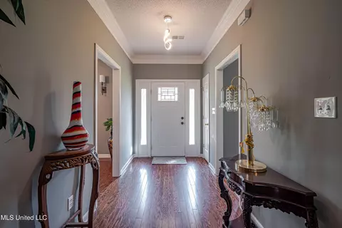 Entry Way - 3241 N Robertson Rd, Nesbit, MS 38651 photo 1 of 1