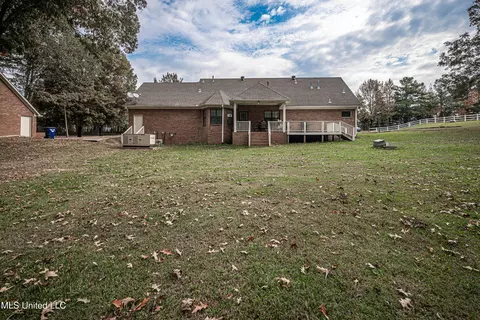 Exterior - 3241 N Robertson Rd, Nesbit, MS 38651 photo 2 of 2