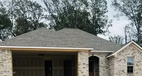 225 Hemingway Cir, Canton, MS 39046