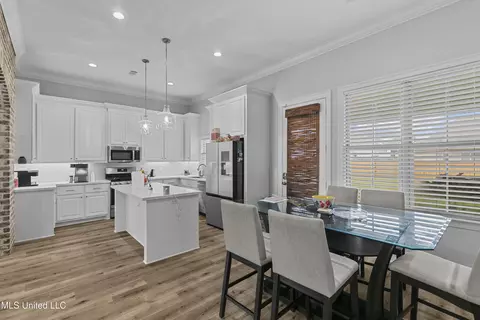 Other - 962 Glenwild Cir, Canton, MS 39046 photo 3 of 10