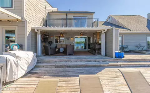 Exterior - 71 Breakers Ln, Ridgeland, MS 39157 photo 8 of 18