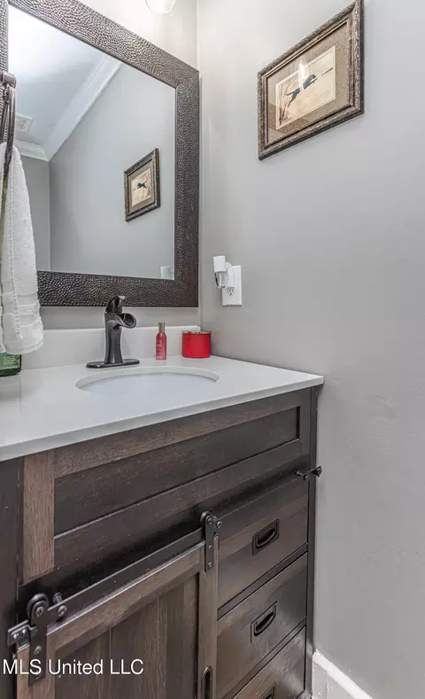 Bath - 71 Breakers Ln, Ridgeland, MS 39157 photo 1 of 3